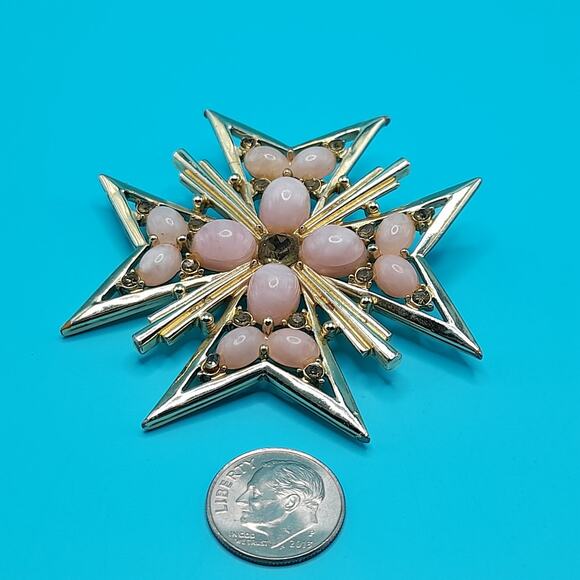 Vintage Maltese Cross Brooch, Pink Cabochons Gray Rhinestones Signed MX233 - Picture 8 of 10